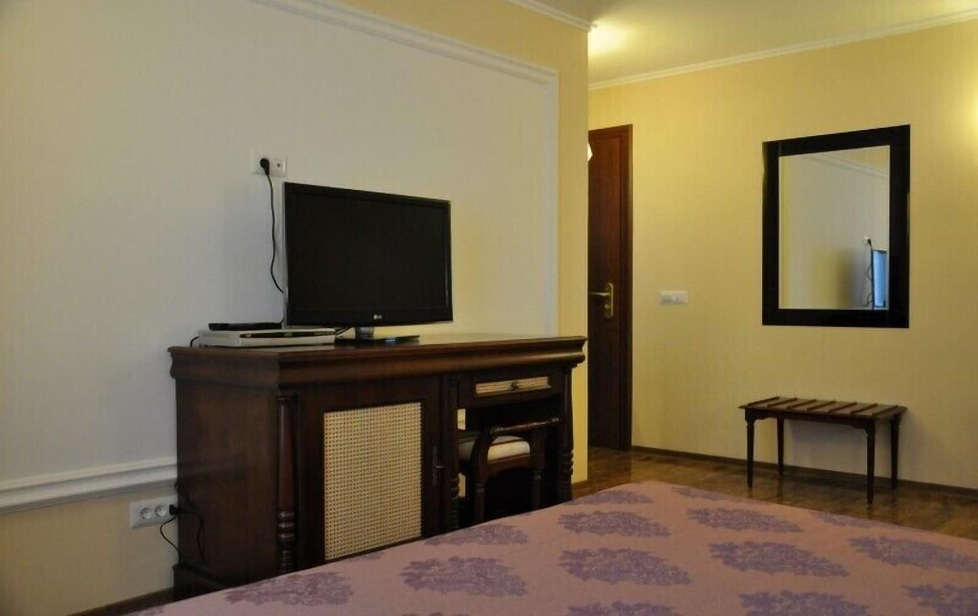 Vigo Grand Hotel Плоєшті Екстер'єр фото