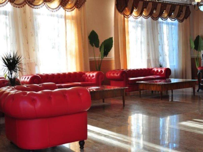 Vigo Grand Hotel Плоєшті Екстер'єр фото