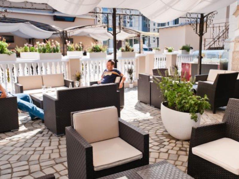 Vigo Grand Hotel Плоєшті Екстер'єр фото